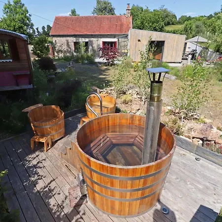 Maison Independante Avec Nordique, Piscine Partagee Et Jardin - Fr-1-497-116 *