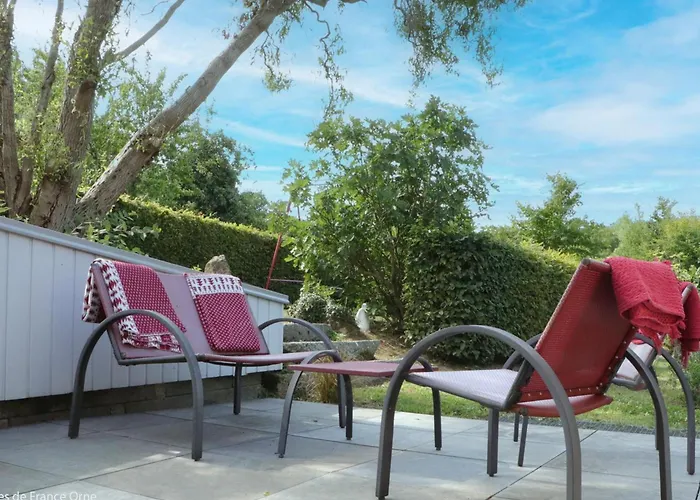 Maison Independante Avec Nordique, Piscine Partagee Et Jardin - Fr-1-497-116