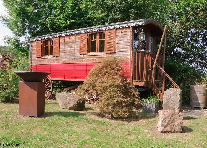 Semesterbostad Maison Independante Avec Nordique, Piscine Partagee Et Jardin - Fr-1-497-116