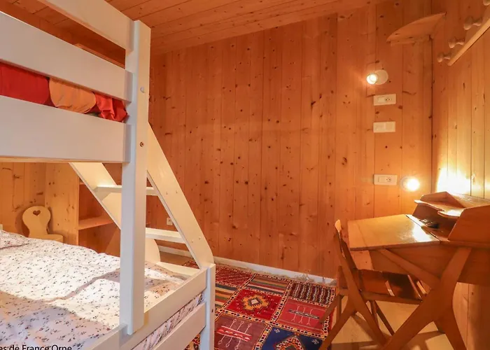 Maison Independante Avec Nordique, Piscine Partagee Et Jardin - Fr-1-497-116 *