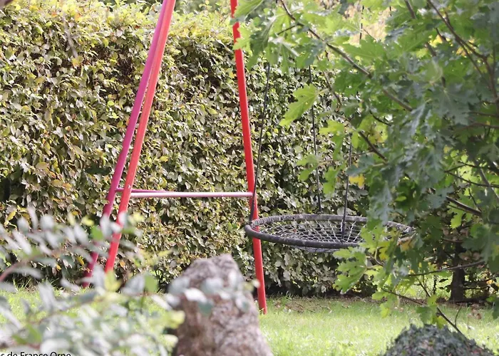 Maison Independante Avec Nordique, Piscine Partagee Et Jardin - Fr-1-497-116